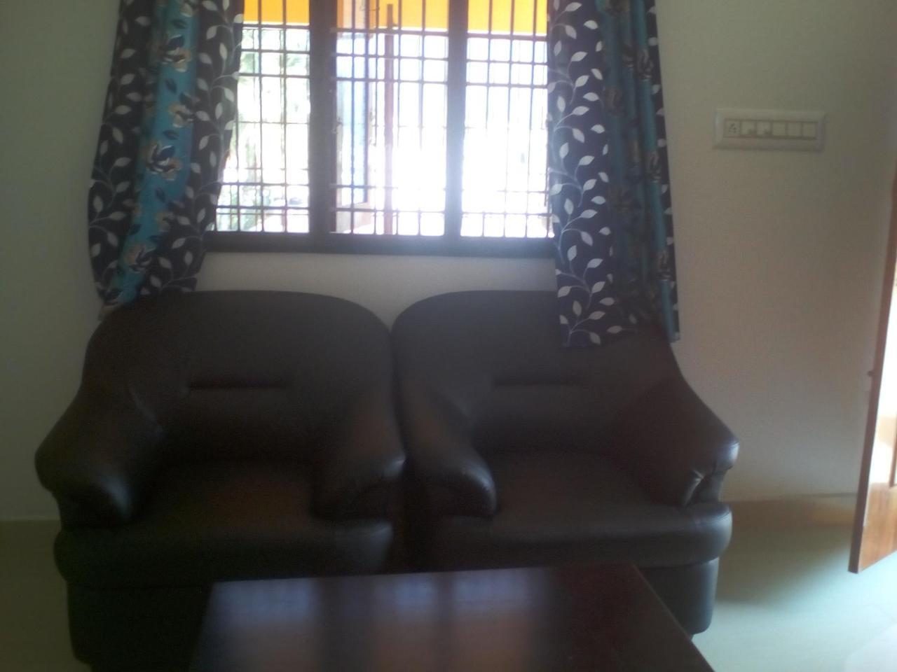 Sai Guest House Tiruvannāmalai Exterior foto